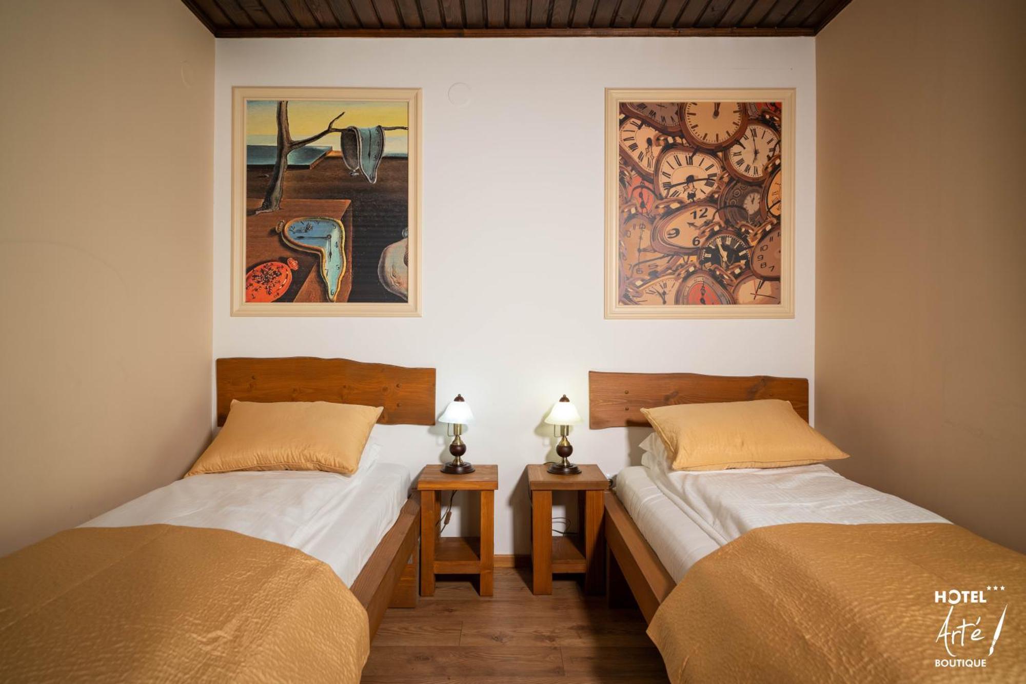 Art'E Boutique Rooms BaileTusnad Eksteriør billede