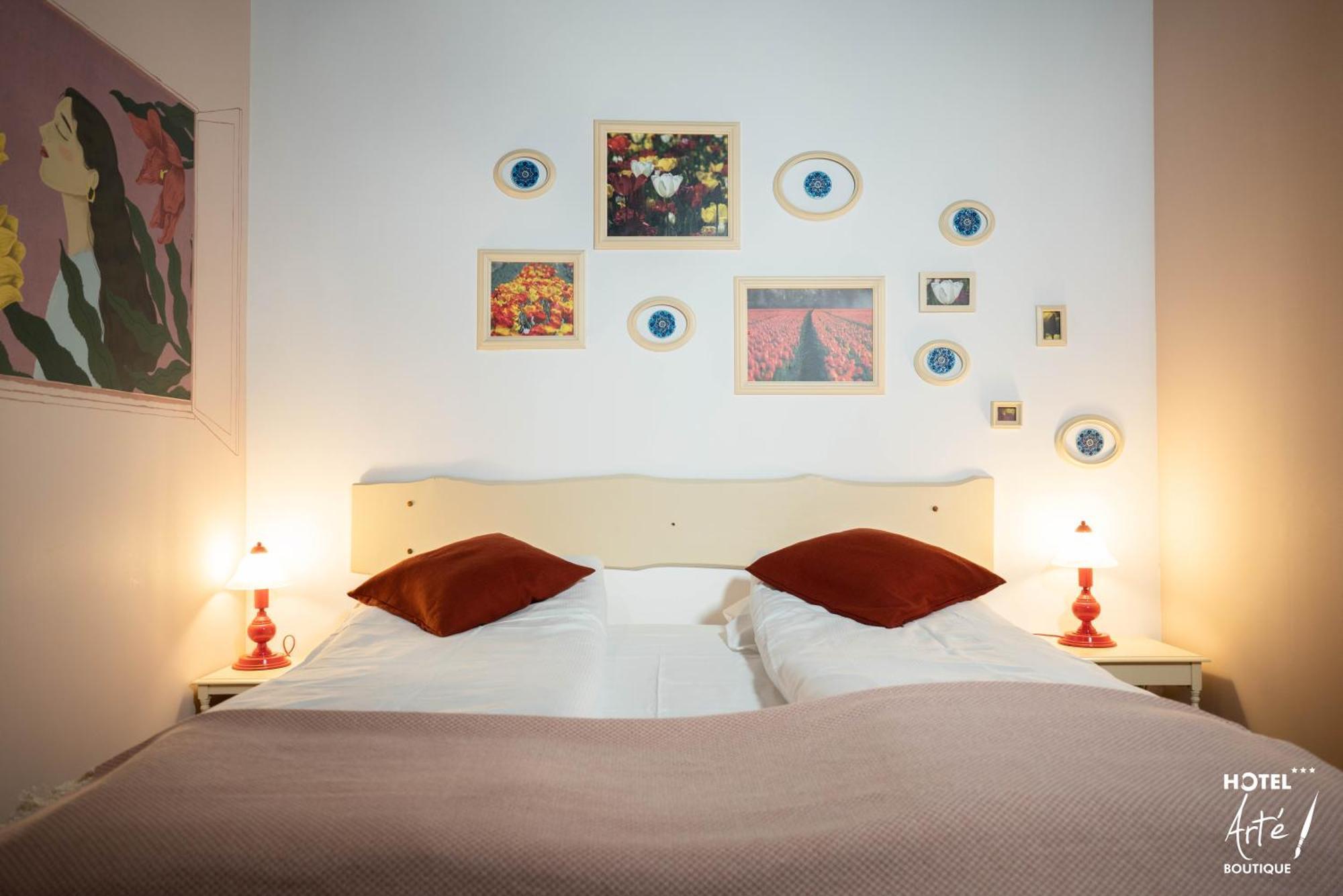 Art'E Boutique Rooms BaileTusnad Eksteriør billede